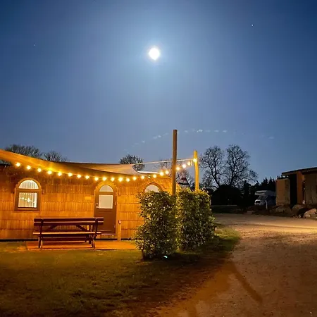 Tiny Igloo Johansson Belau